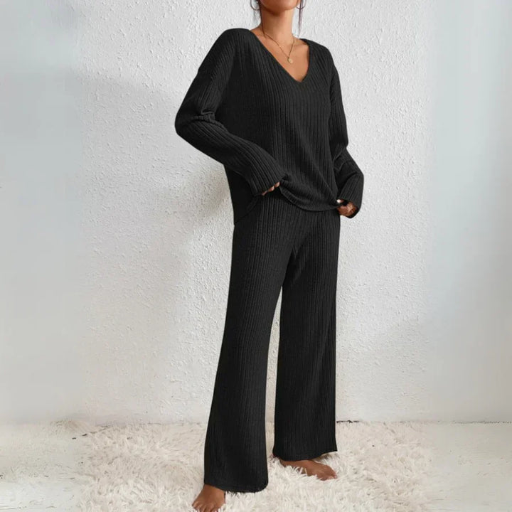 Argilla Sicilia | CLARA | Completo due pezzi con pantaloni dritti e top con scollo a V