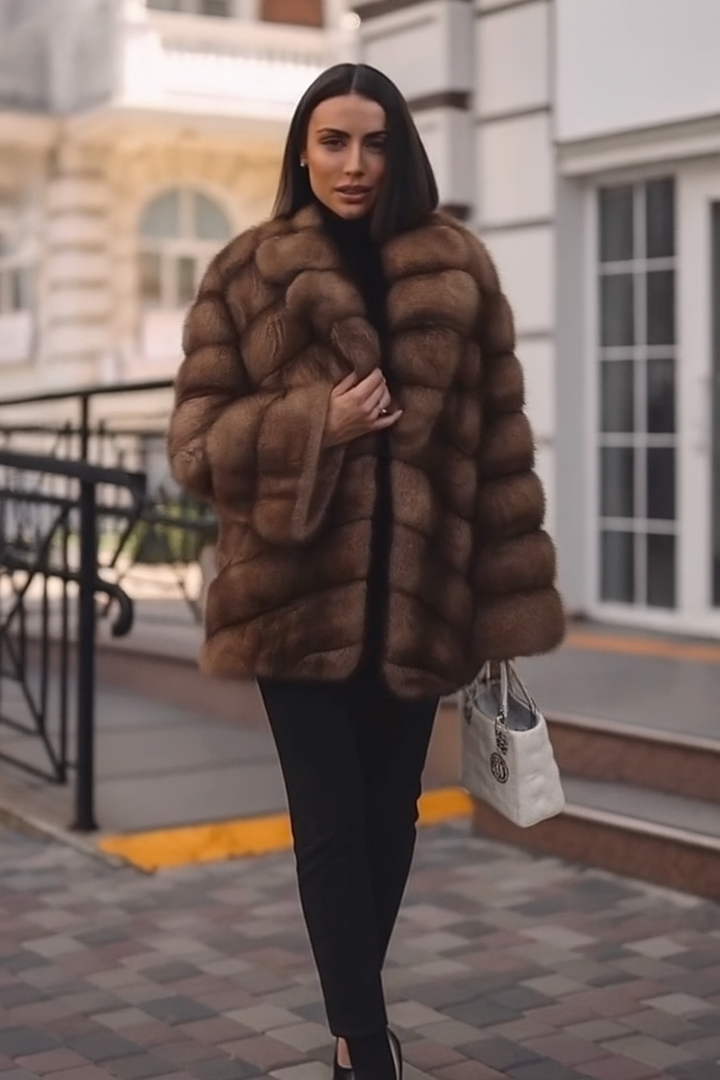 Argilla Sicilia | DONATELLA | Cappotto in Ecopelliccia Fasciata