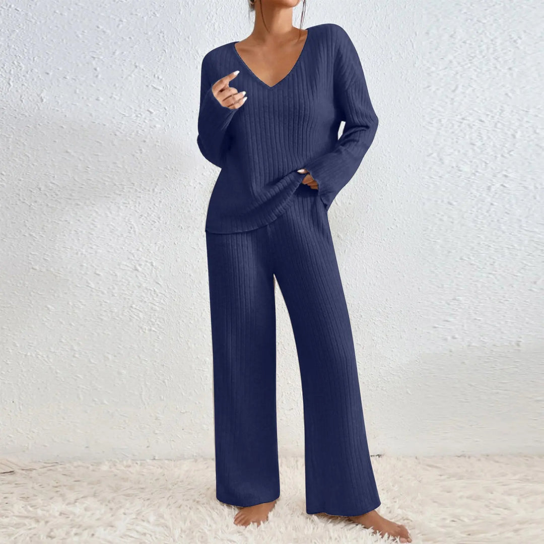 Argilla Sicilia | CLARA | Completo due pezzi con pantaloni dritti e top con scollo a V